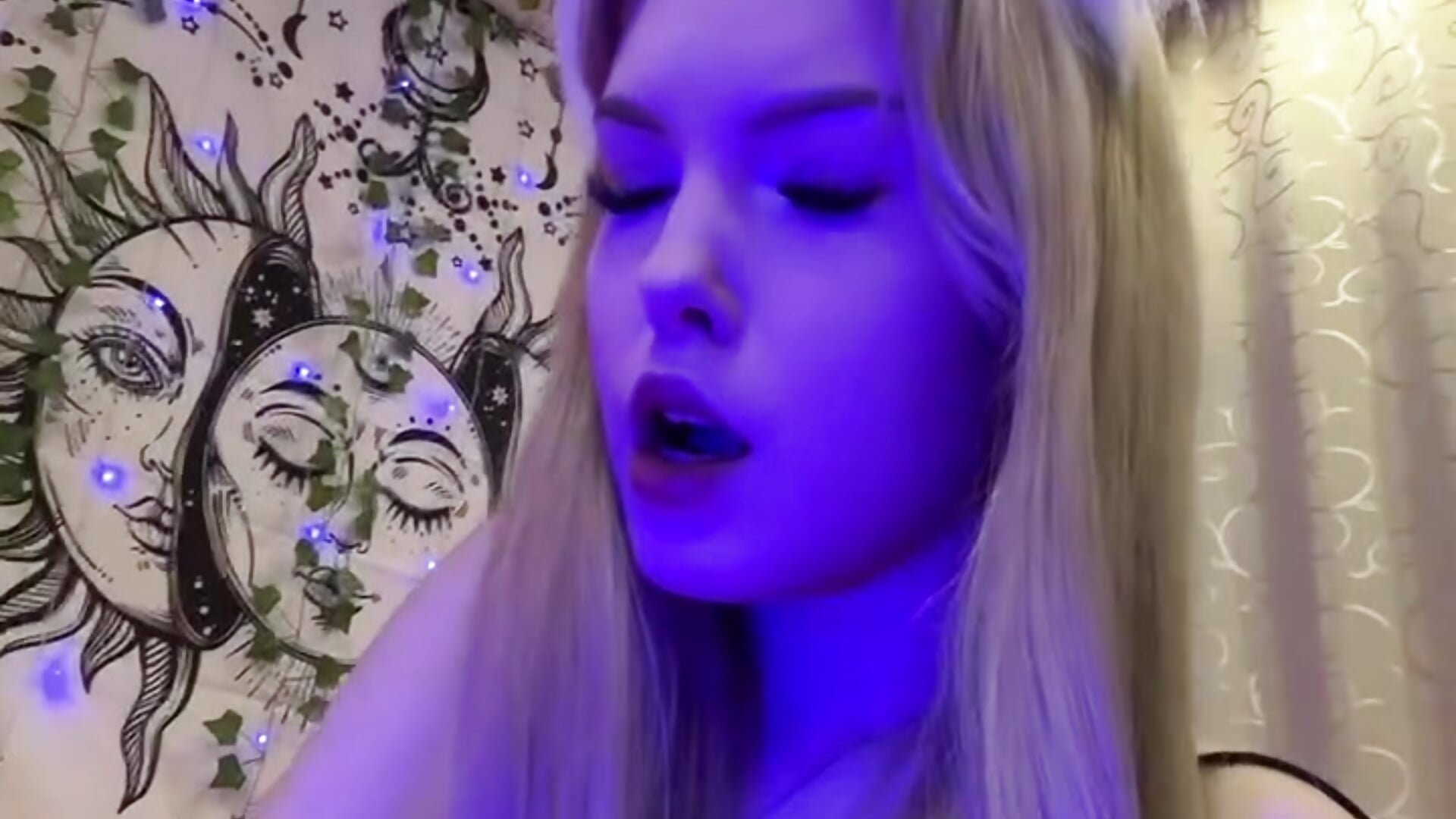 💞🌸 - 視頻由 mia_velvets 主播提供