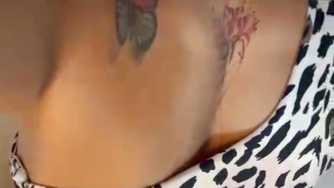tattos 🔥😚 - vídeo de Melody___09 modelo de câmara
