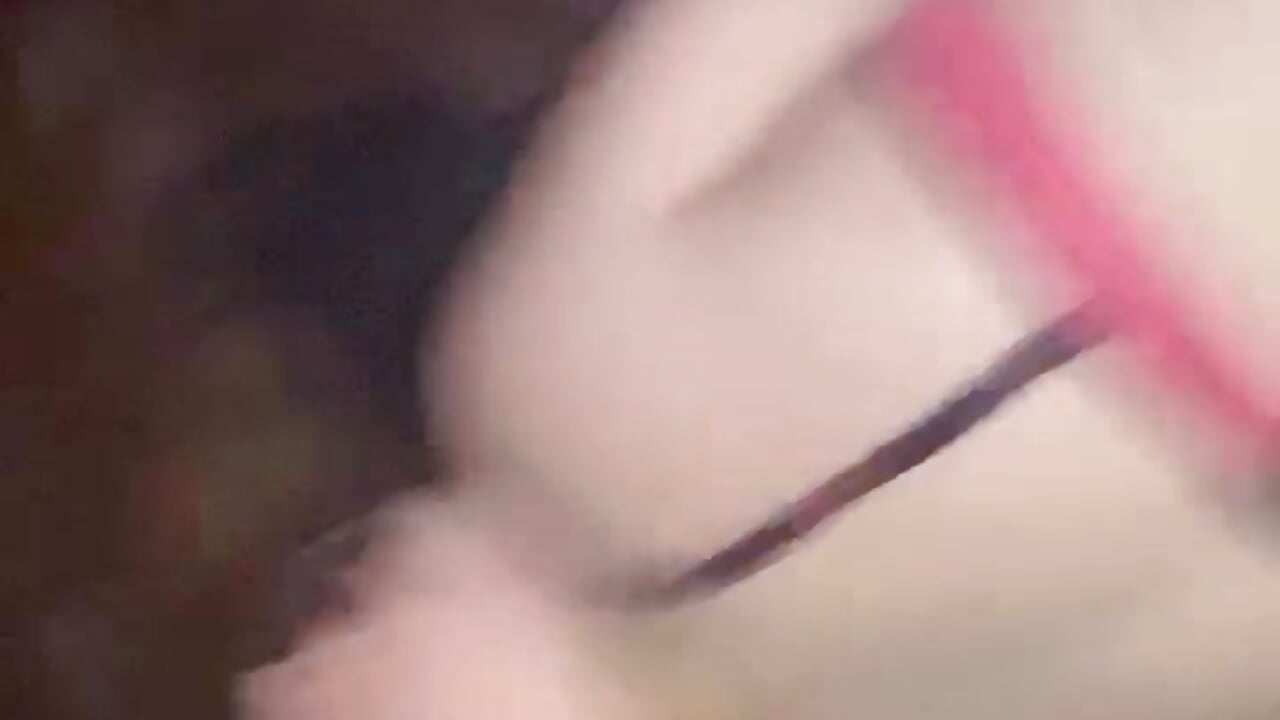 My first small squirt 💦 💧 😈🫣🍆🐱 - Video von XoxohazelpixsxoXo Cam-Model