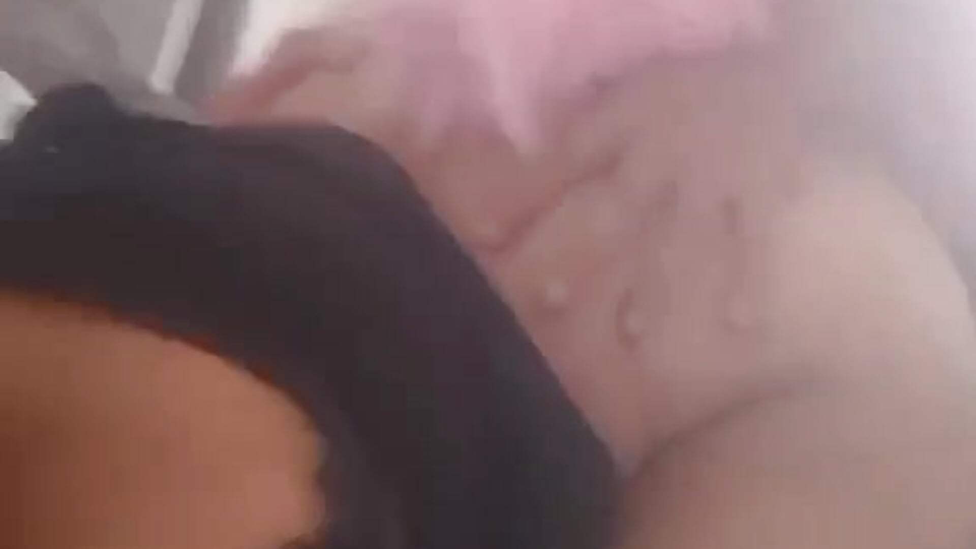 Follada de mi marido con plug anal 🍆🥵 - Vídeo de Celeste-y-MaxHots, modelo de vídeos
