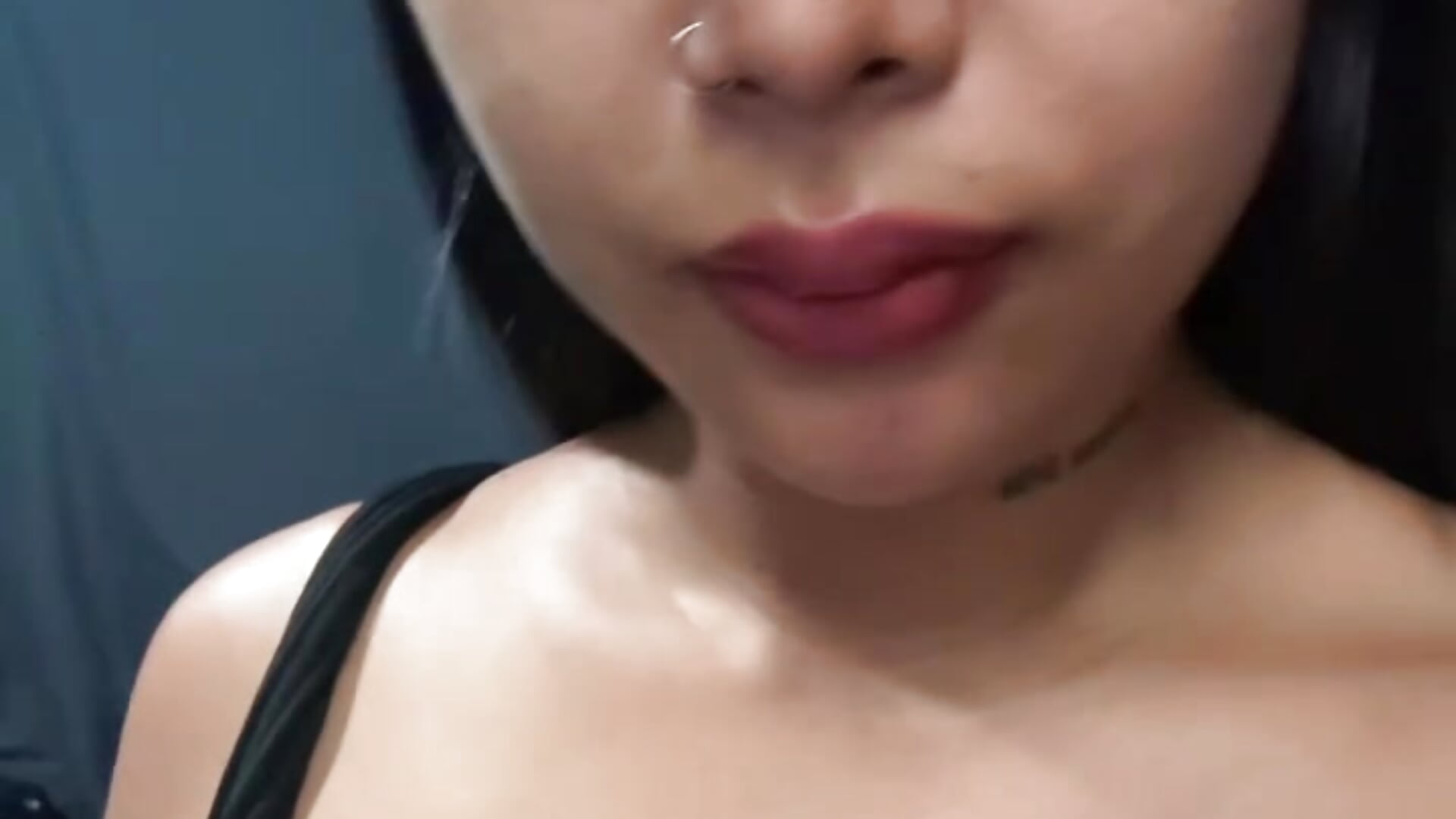 TATTOOES - vidéo du modèle de showcams AmberGlowing