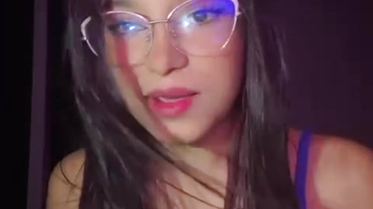 🌸🙊－カメラキャストのoli_roseの動画