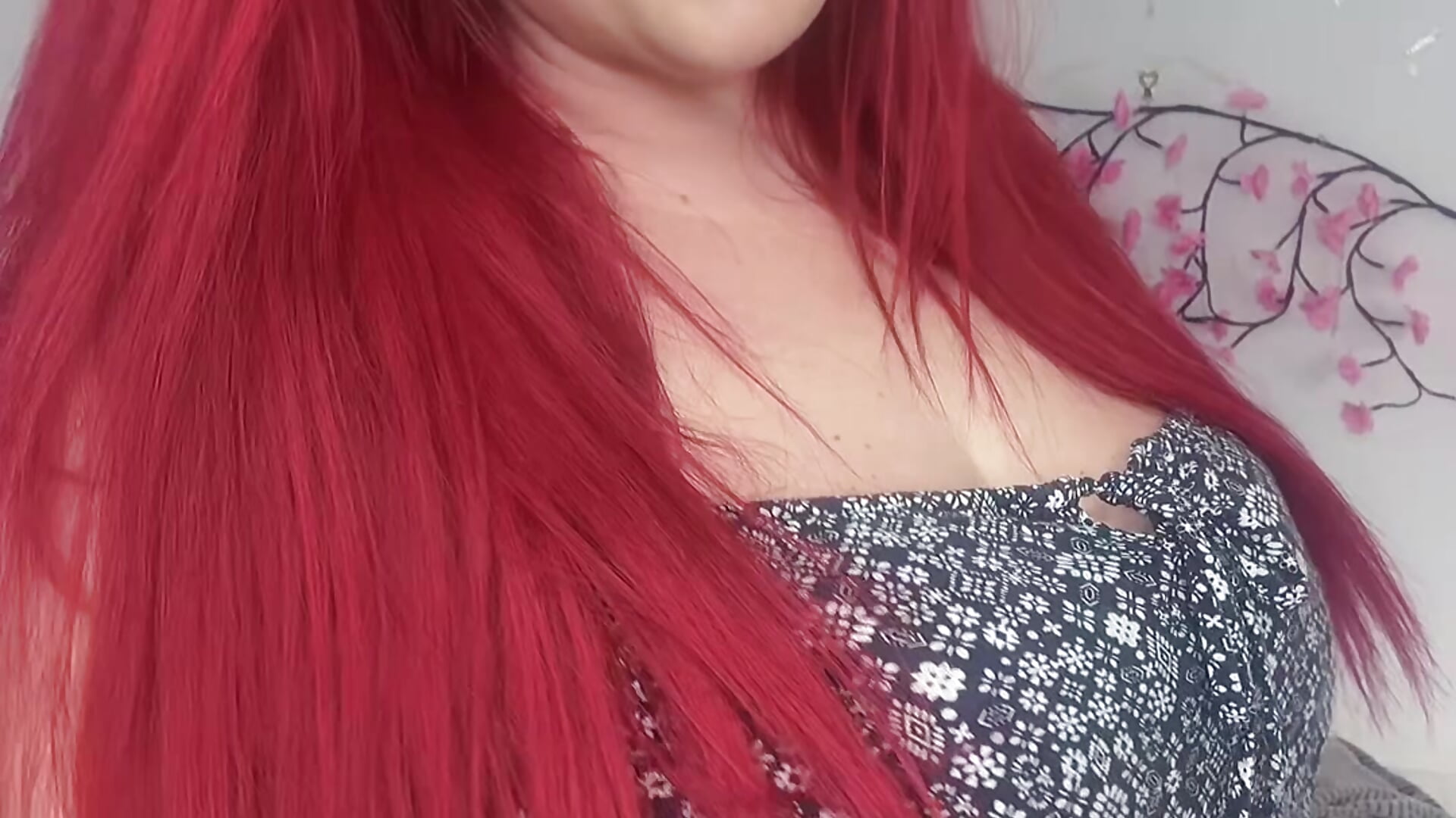 Rouge being cheeky 😜 - 視頻由 Bella-Rouge 主播提供