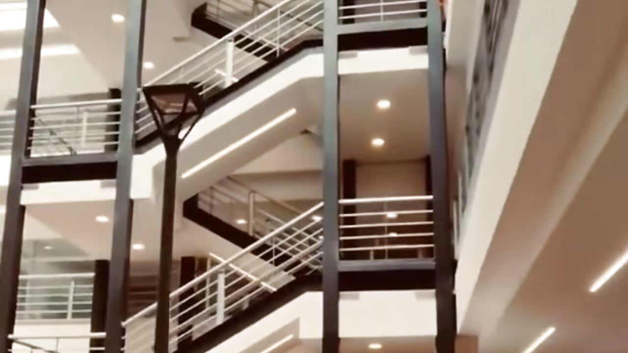 Here I come to study❤️－カメラキャストのlolitodiosの動画