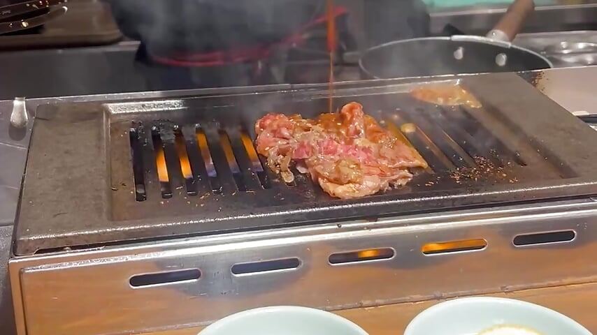 焼肉💕 - video by Miumiu1111m cam model