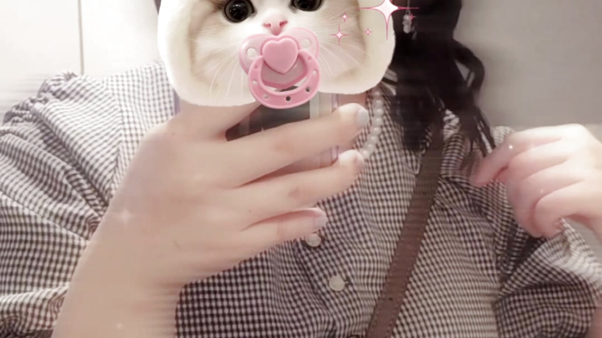 1000045143 - video by yumekyan cam model