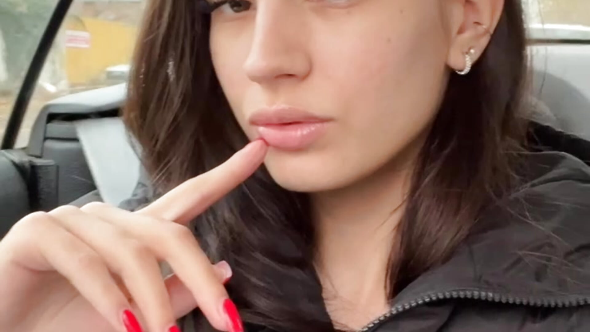 Passenger princess..😈❤️ - video by MooningKatee cam model