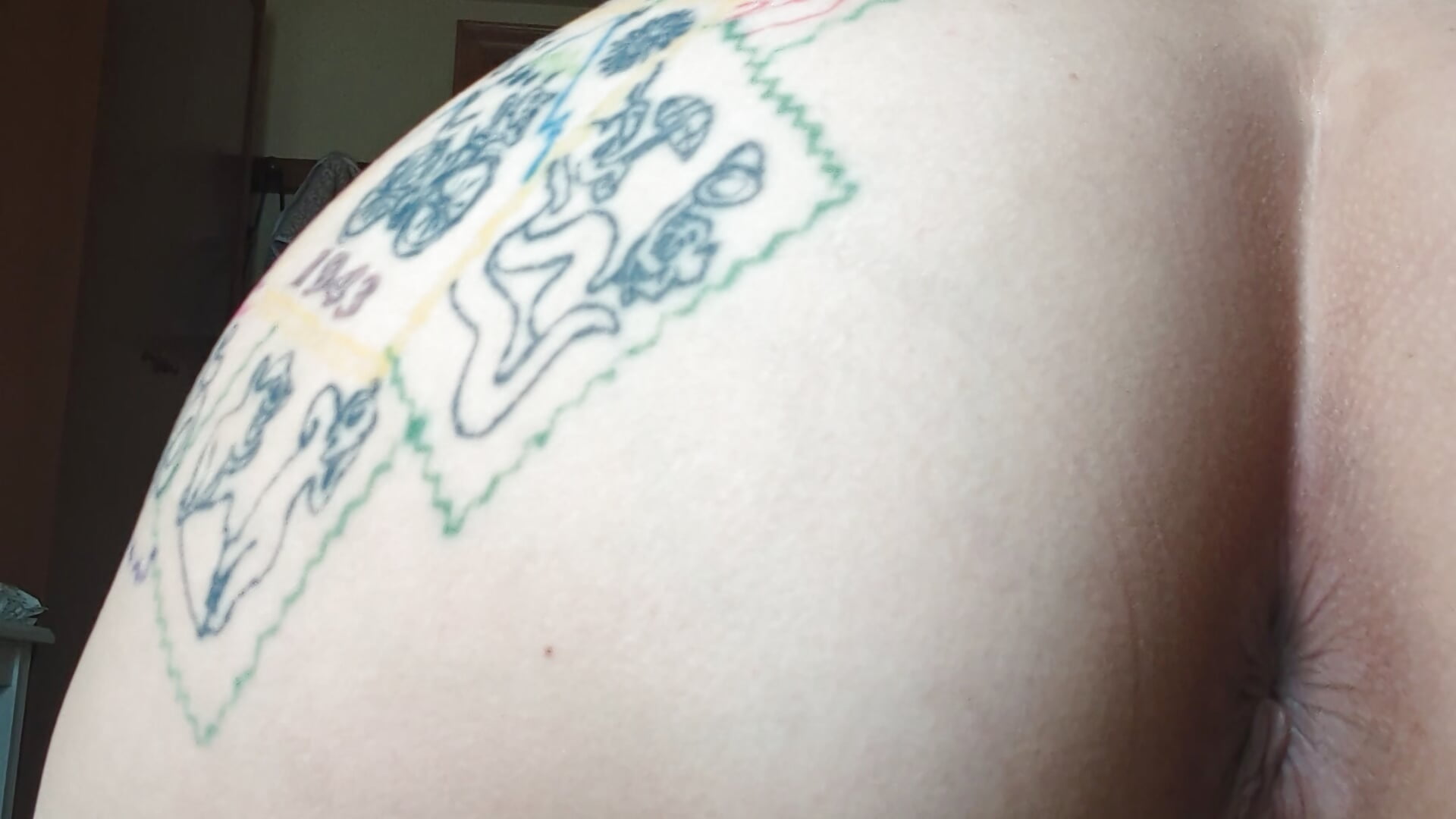 Ass zoom - video by CherryDarknesss cam model