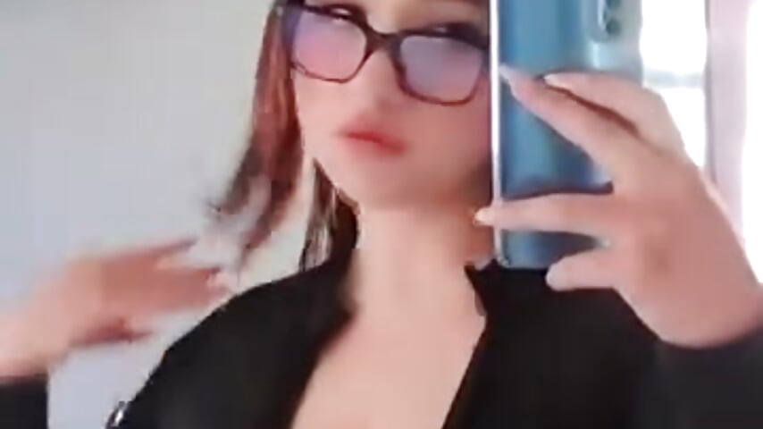 WhatsApp Video 2026-09-01 at 11,23,55 AM - video by samanta_dh cam model
