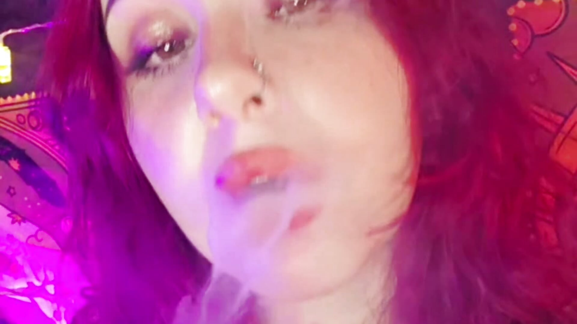 sweety smoke hehe - 視頻由 ruby_afterdark 主播提供