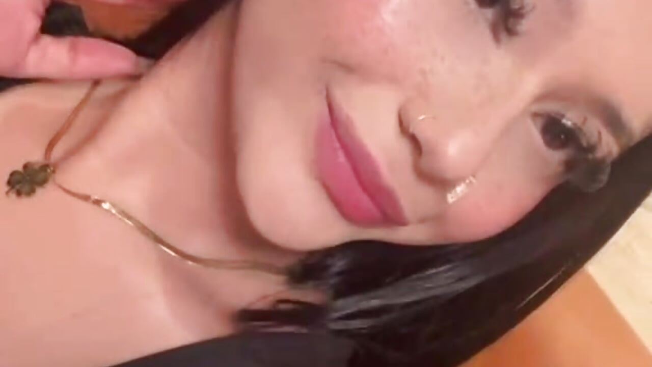 😊💖 - 視頻由 seforaa_cruzz 主播提供