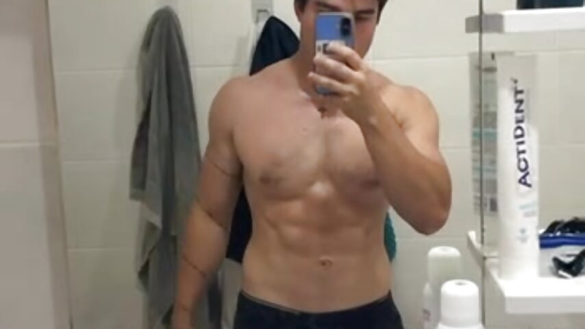 in the bathroom :3 - video by GYM_BRO_JACOB cam model