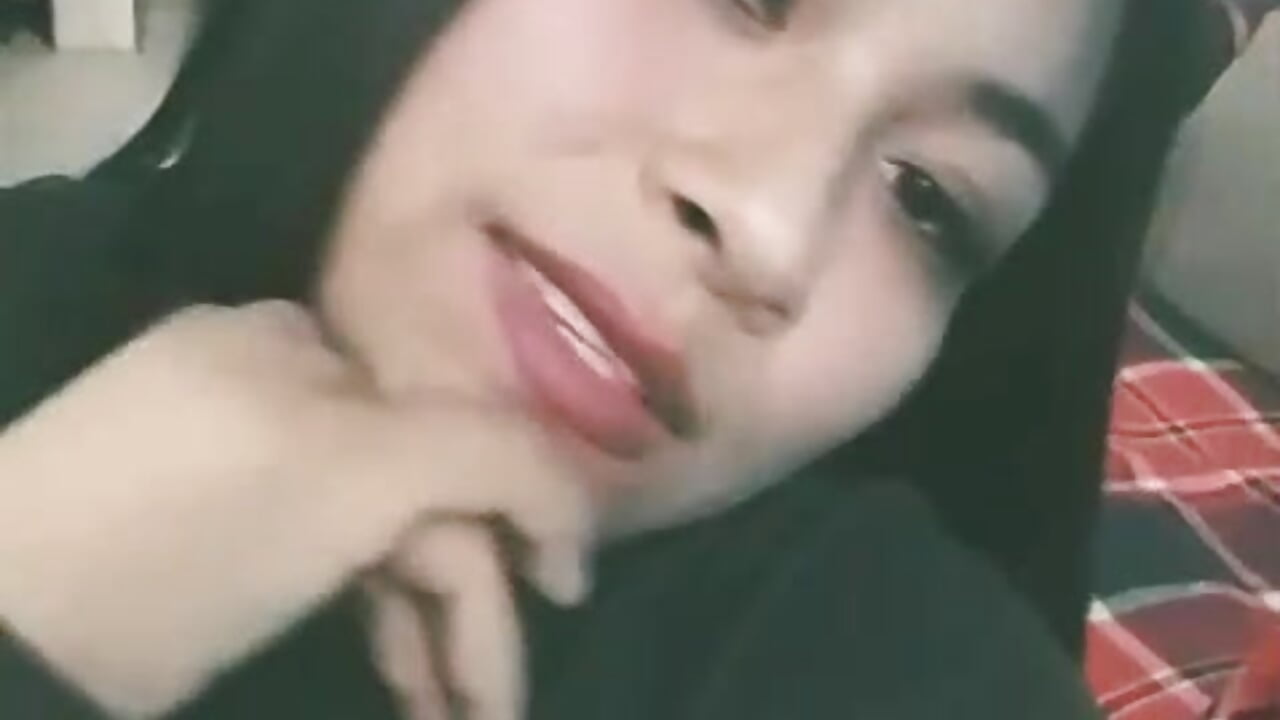ME - відео від вебкаммоделі mikavixen_pri