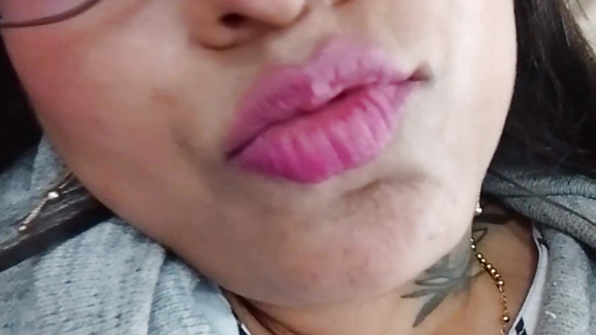 Kiss - video di 0409_sharit_777 modella di cam