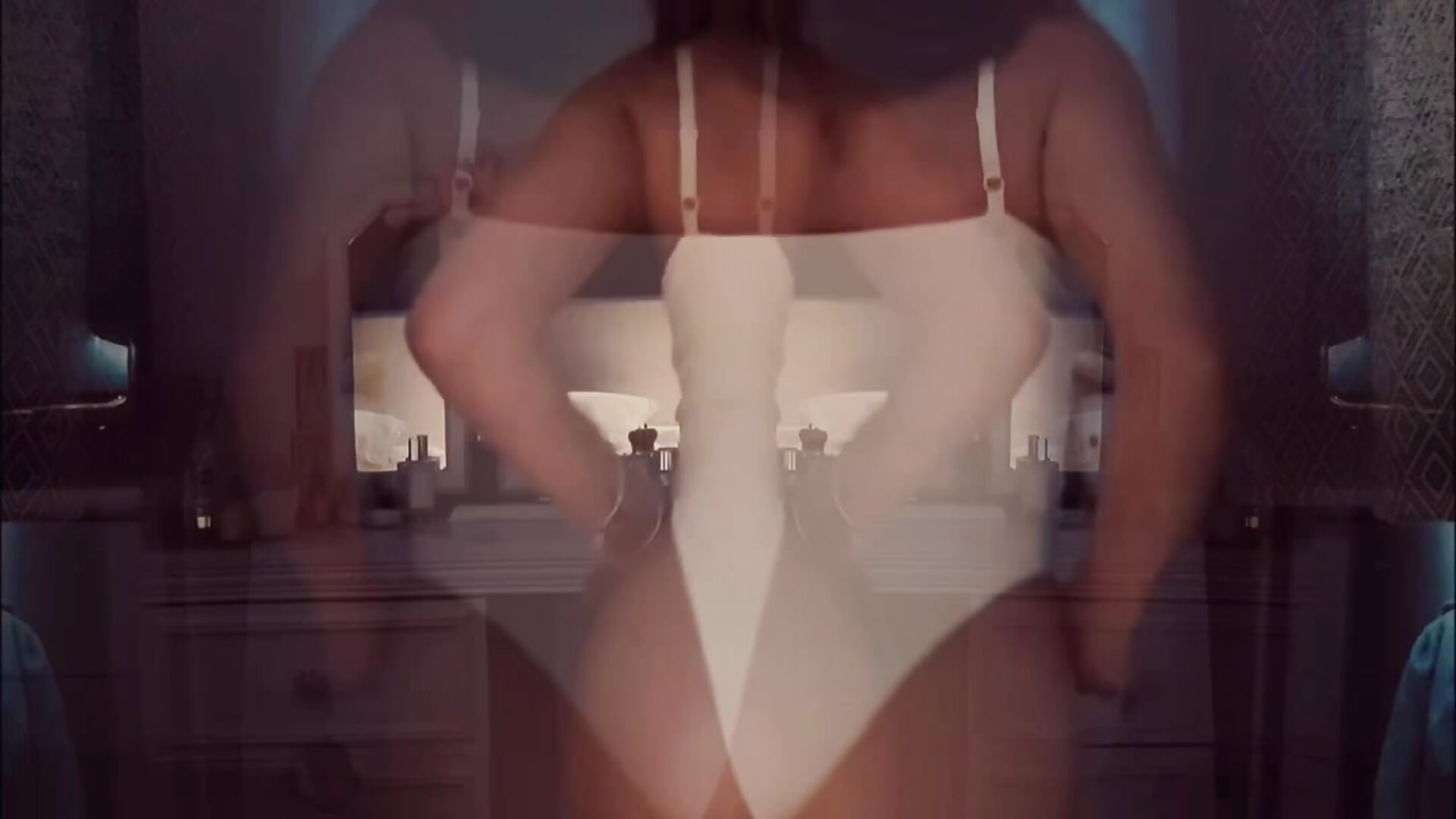 Teaser! Get the full video… - vidéo du modèle de showcams classyMILF-alsofilth