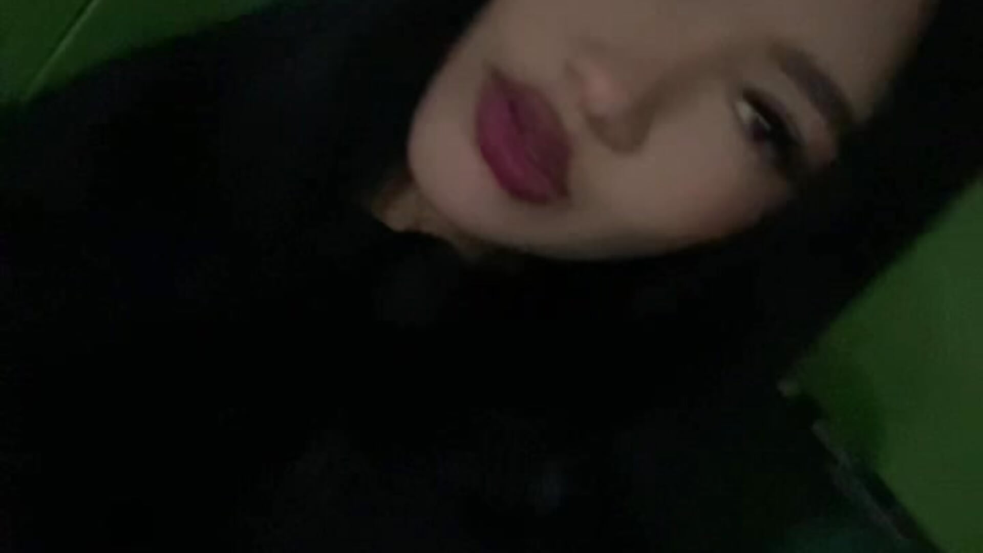 32ee76e8ea46491badd3ceae0beb837a - video oleh laura_v19 kamera model