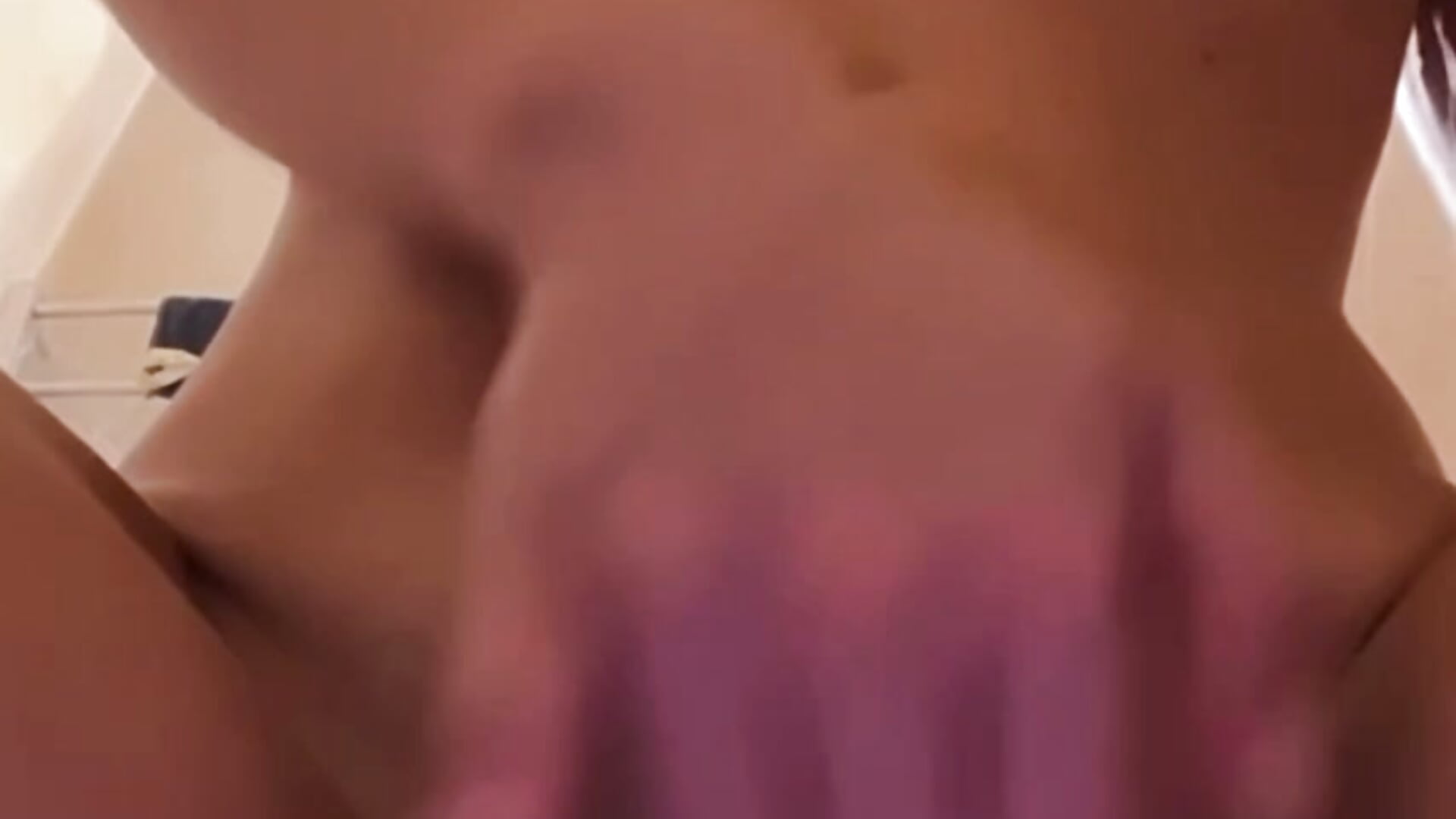 Playing with pussy in the shower 💦 - video by Hannah_Welss cam model