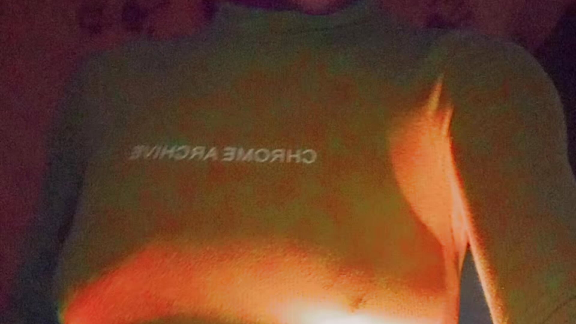 For Show - видео от уебкам модела ExoticVibe