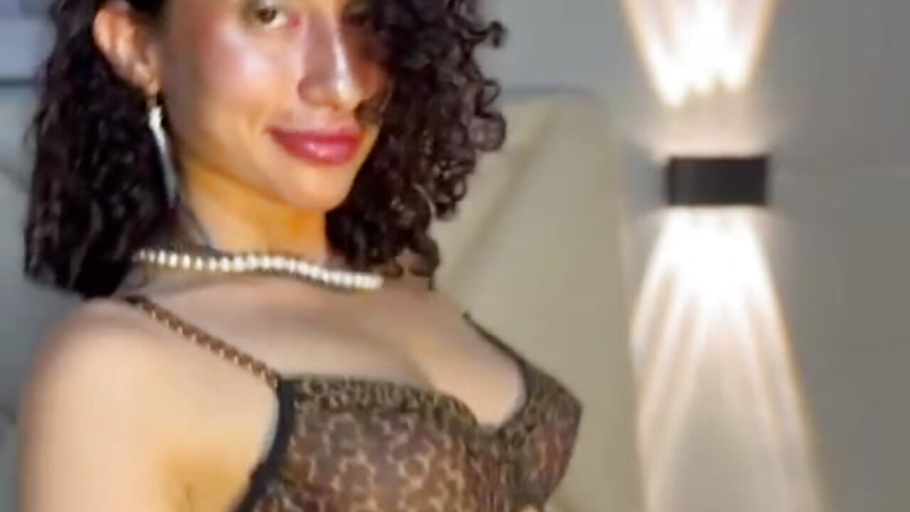 Luna ☪☾✩☽🌙🌚🌕 - video by luna__rose__ cam model