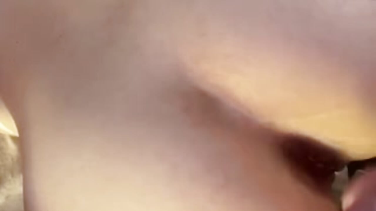 Sperme sur le cul de mme - video av aurcedx cam-modell