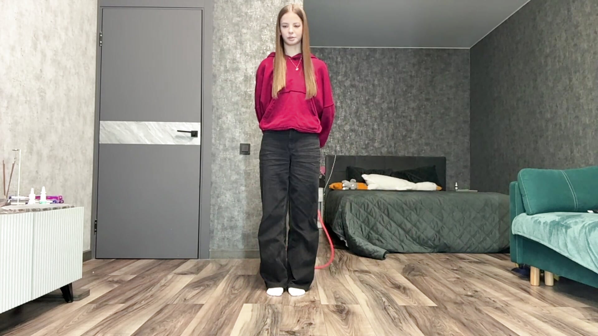 meow c: – video od webkamerové modelky LuBerch