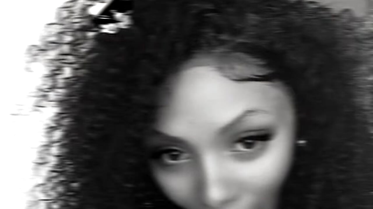 ♡ - video by FlexySlender cam model