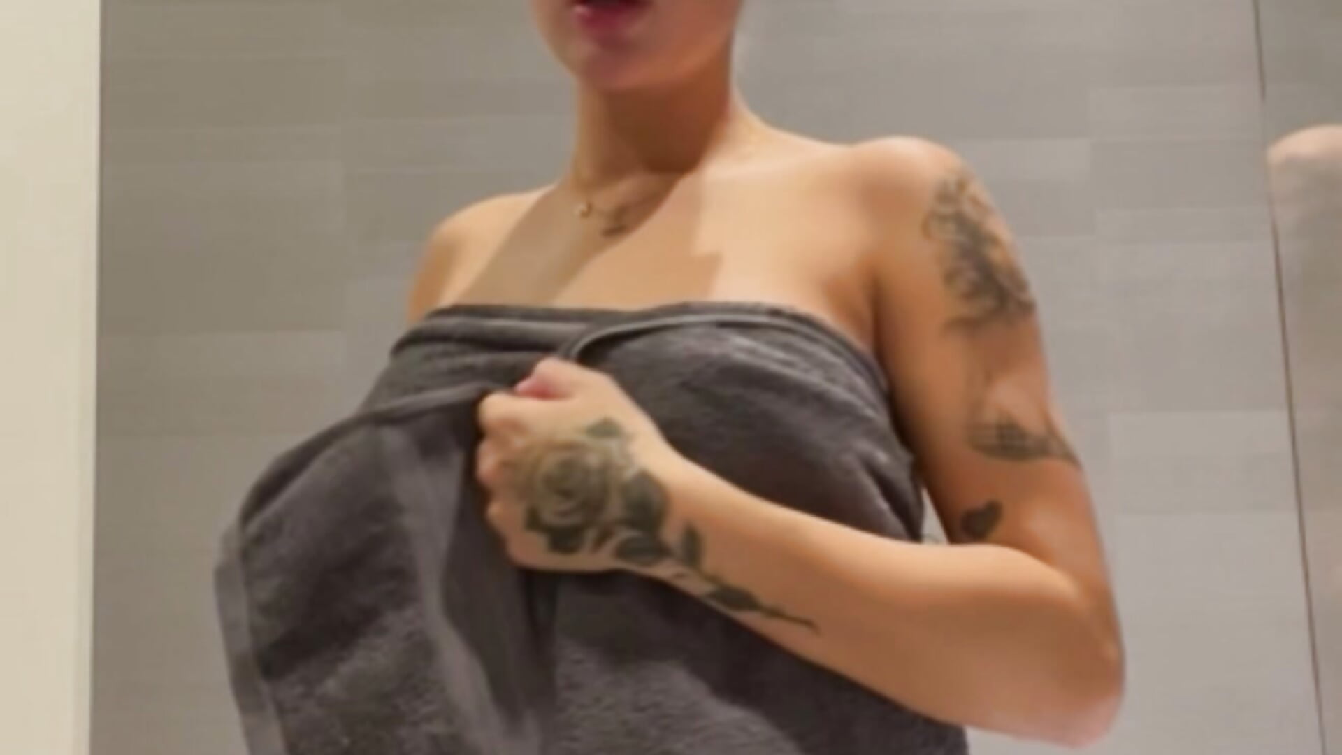 tit play