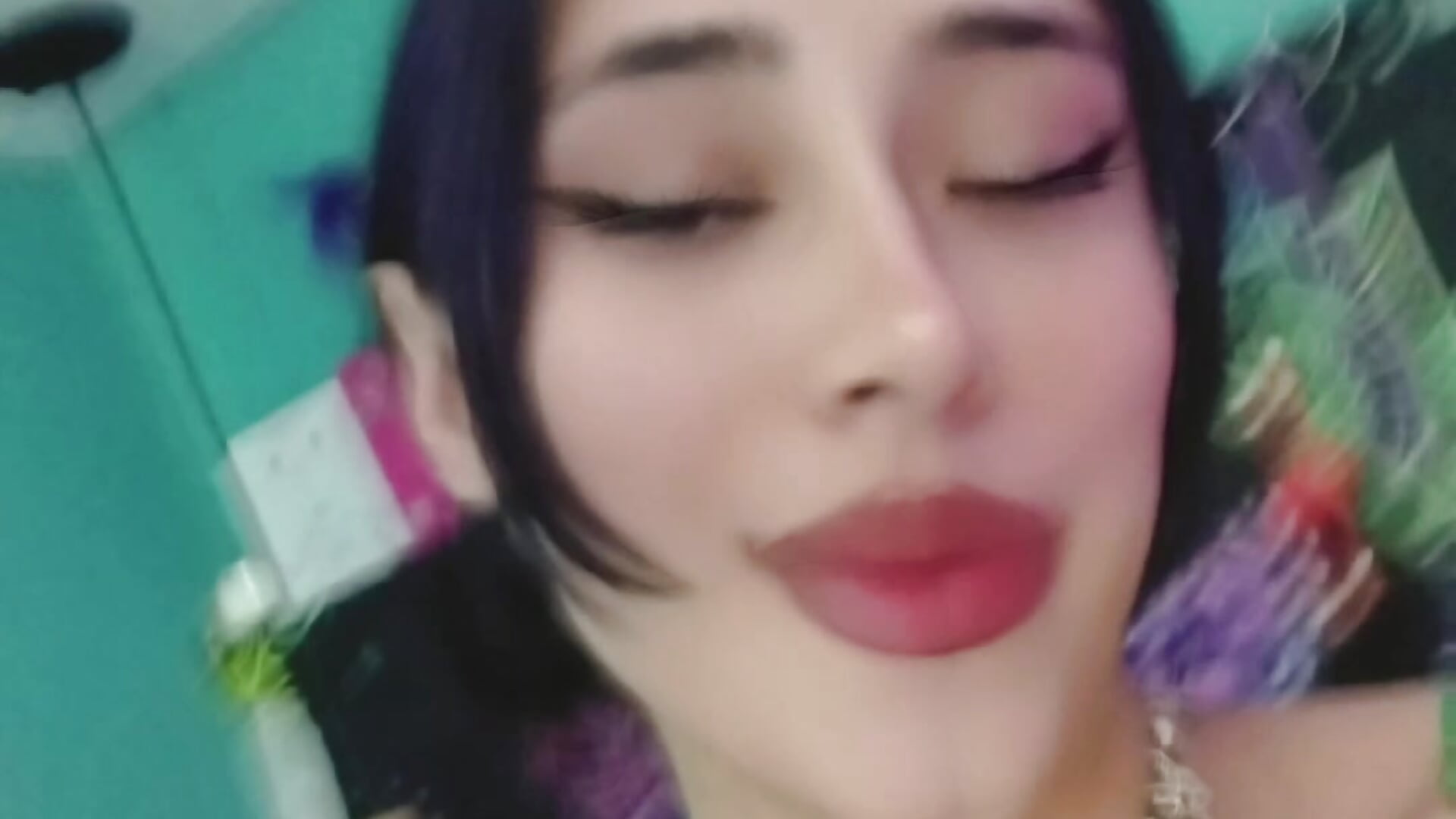 𝐶𝑢𝑡𝑖𝑒 𝑎𝑟𝑖𝑎𝑛𝑎 🦇💜 - video by Ariana_colliinss cam model