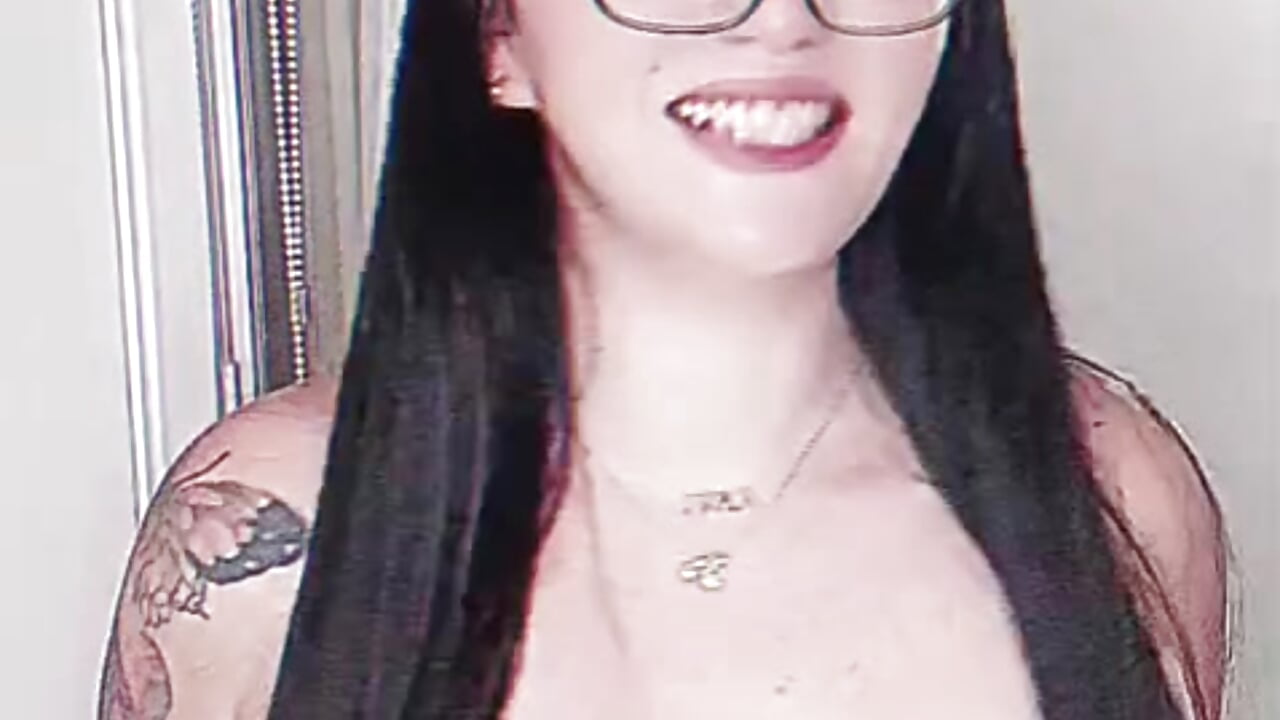 😳 🫣🥵 - vídeo de la modelo de cam tina-cherry