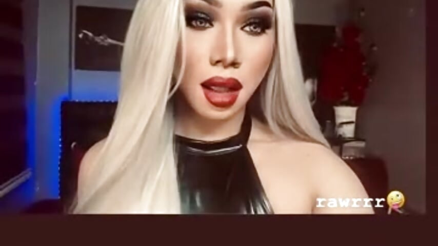 UNFORGETTABLE - video của người mẫu cam polly_mole