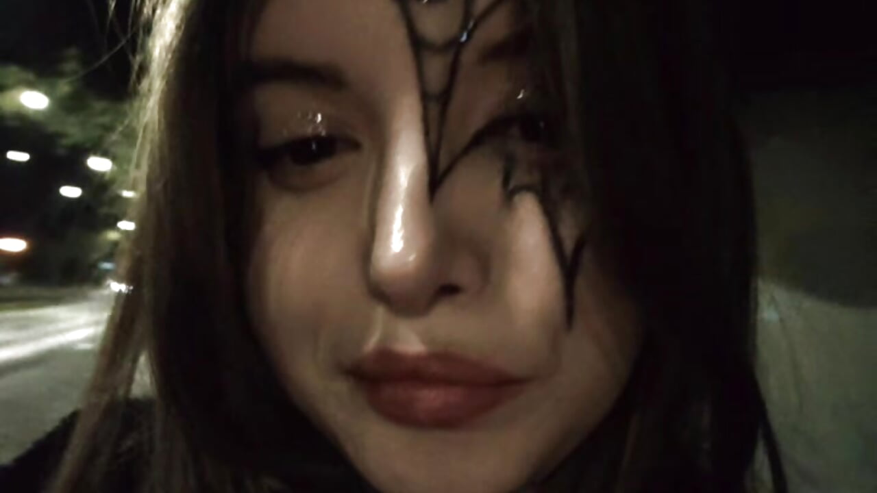 are u dont like this spider?) - video oleh model kamera Tessa_054
