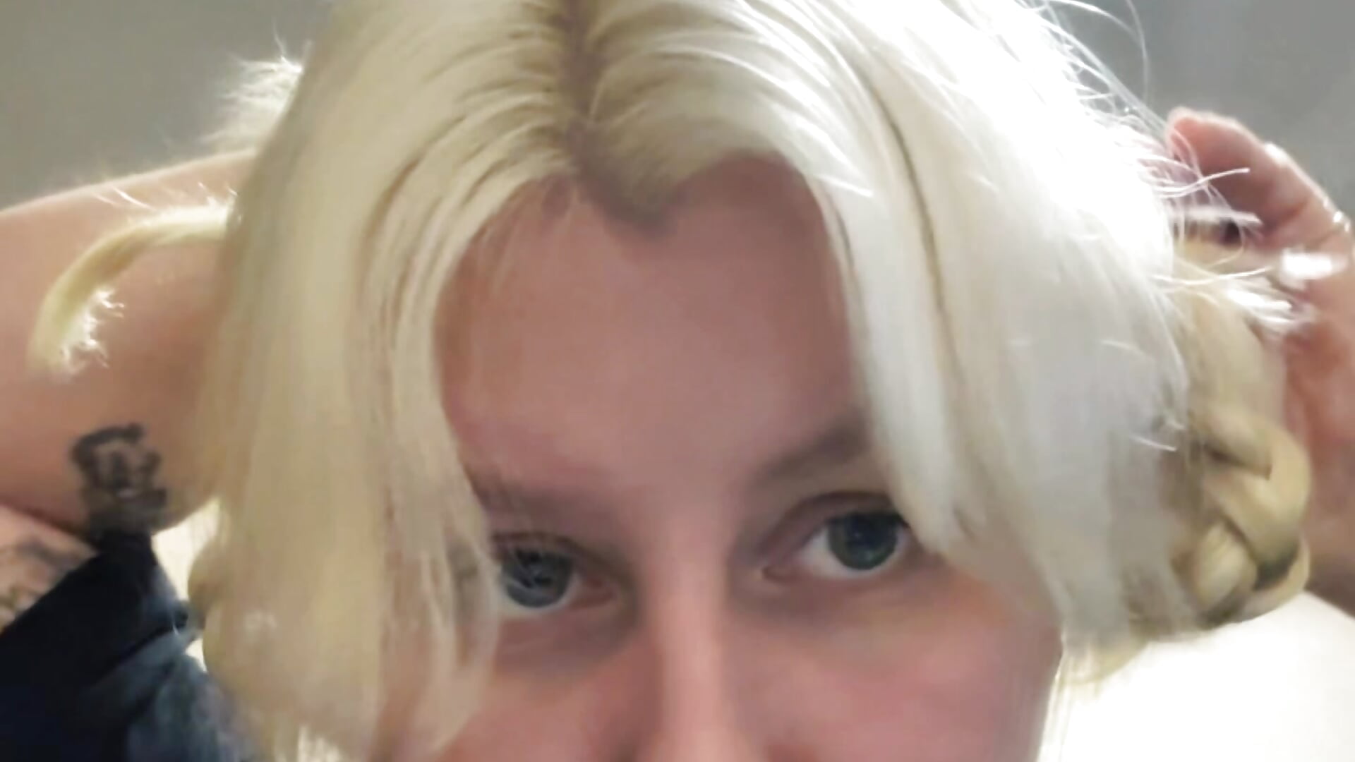 Cute pigtails are my favorite 🥨 - video di MashaRuss modella di cam