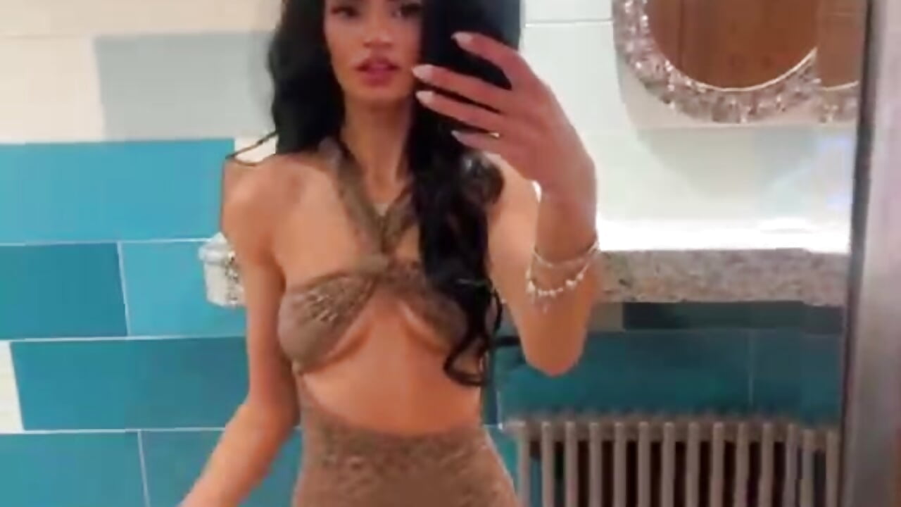 💋 - відео від вебкаммоделі angelbella123
