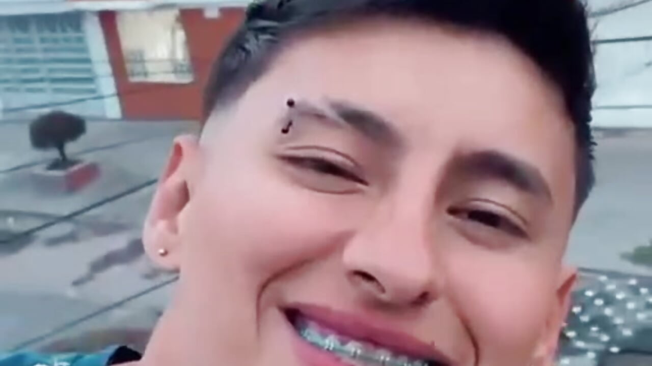 WhatsApp Video 2026-09-02 at 12,18,21 PM - Vídeo de Emiliano_B10, modelo de vídeos