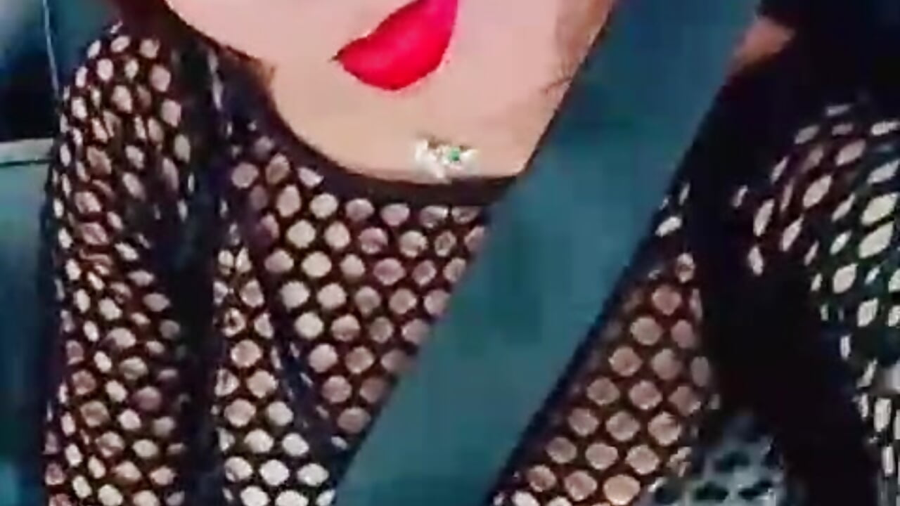 Me🧸🍒🍑 - clip cu alexa_blaze1 model videochat