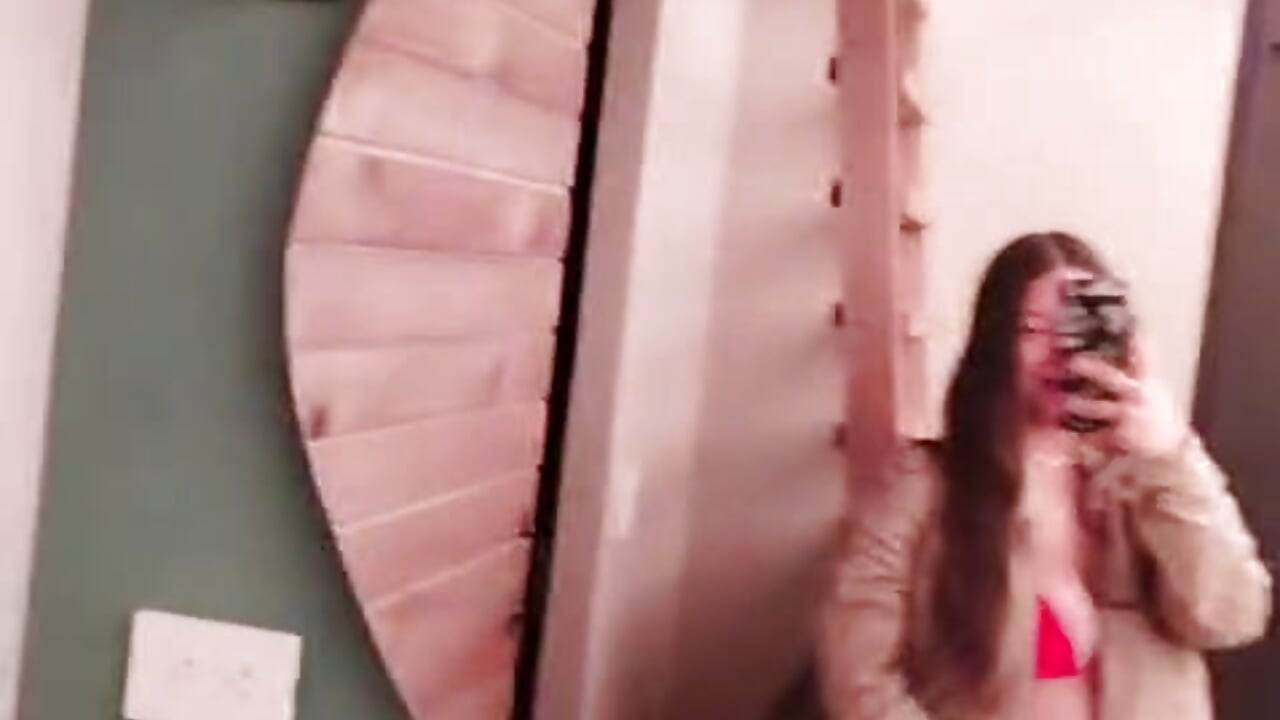 Hora colombia 🇨🇴 8:00pm / 2:00am - video by Amber_dexire cam model