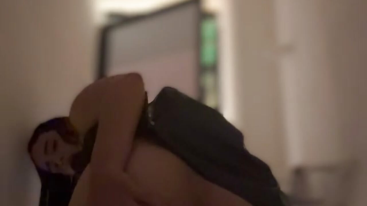 DOMI INSIDE AND MANY ORGASMS IN PUBLIC BATHROOM😈