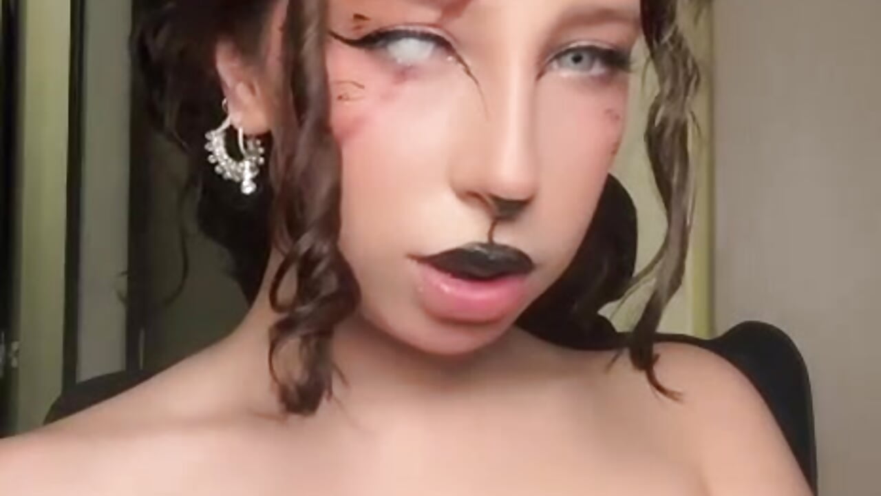 🐾❤️‍🔥 Demasiado bonita para ser domesticada… 🙈💋 - video oleh model kamera Dalia_Little