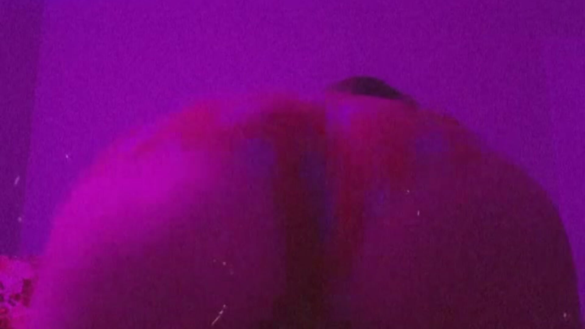 Twerk - video SweetCheeks00 kameramallilta