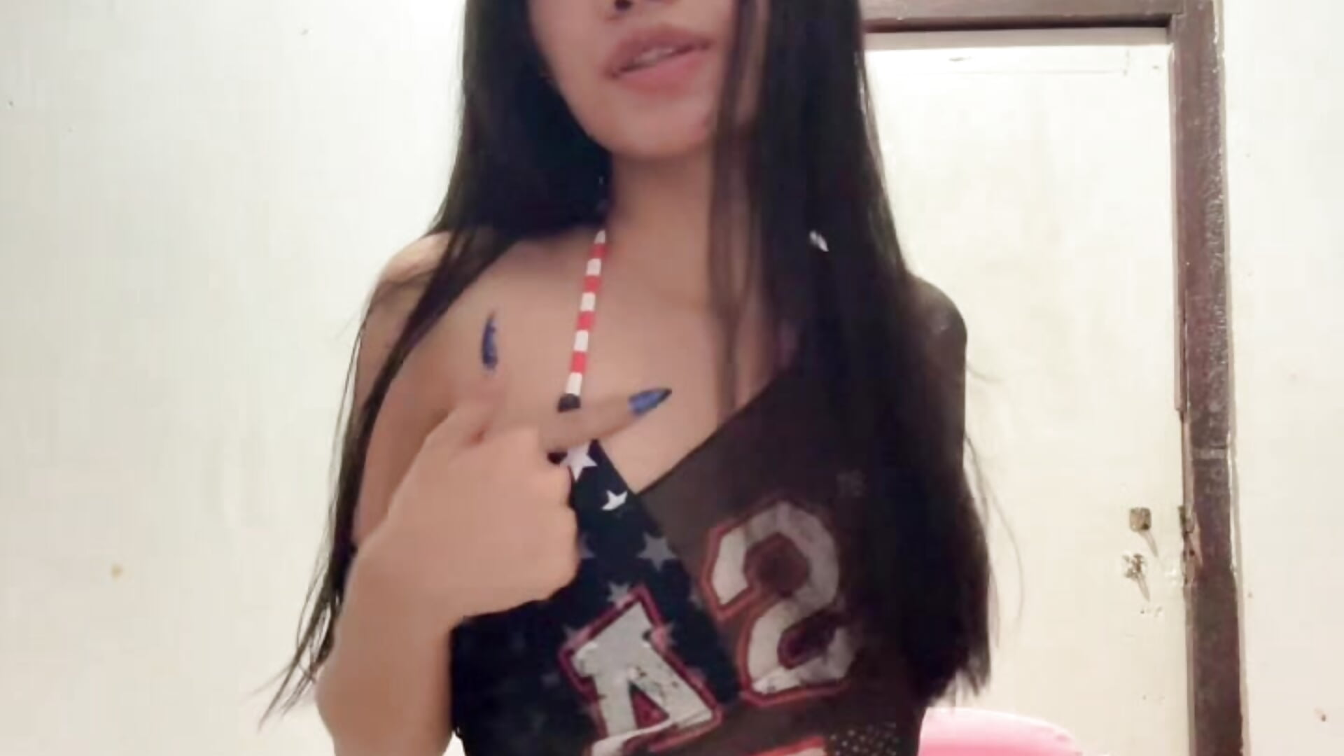 DO U LOVE A SLIMGIRL? - 視頻由 SexySweetSlim 主播提供