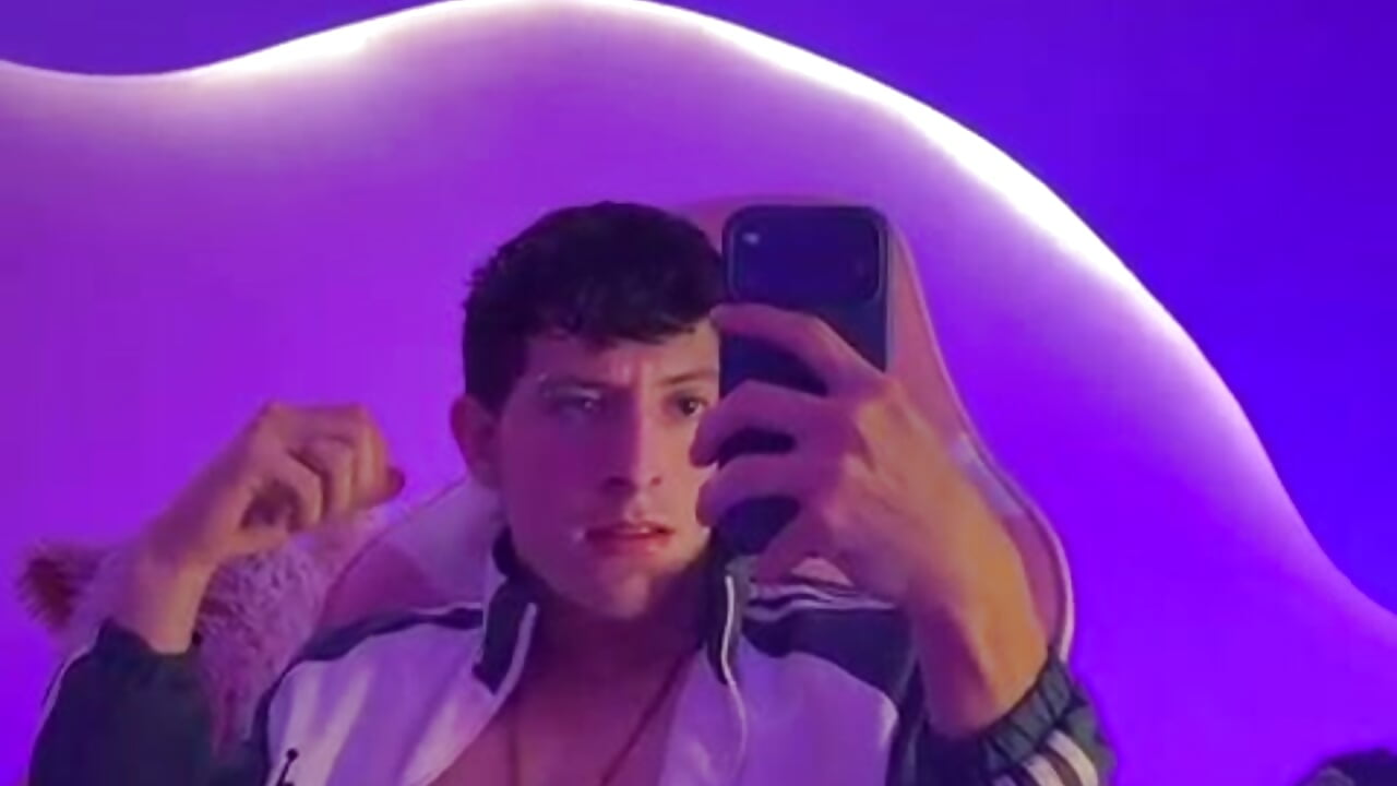 hey sexy! - video by TheGhostforeeonss cam model