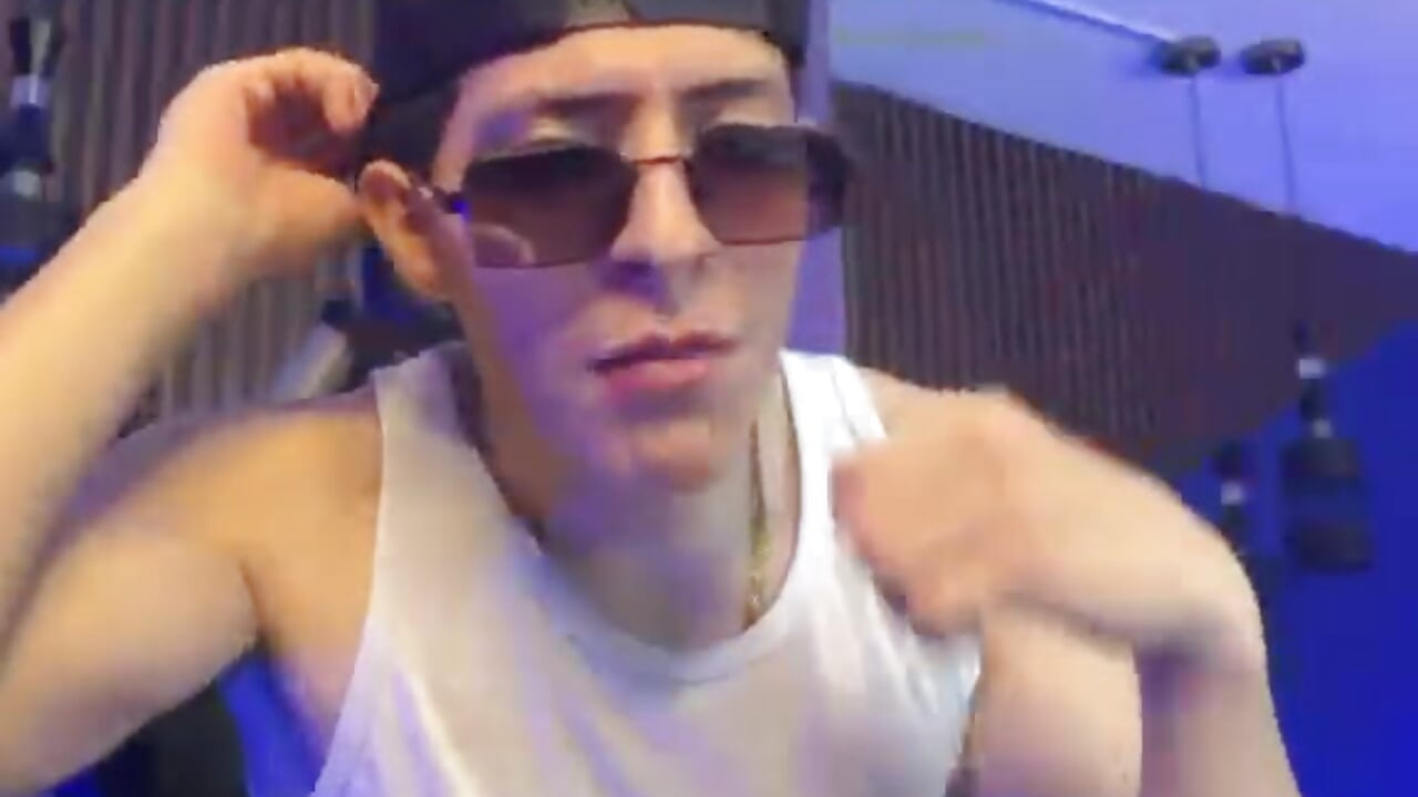 lets have fun - video by TheGhostforeeonss cam model