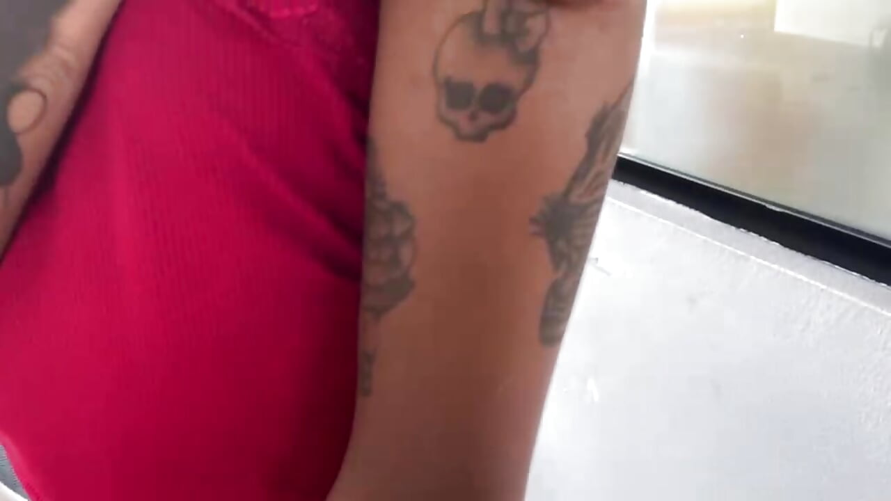 tattos - 視頻由 Fourqueens 主播提供