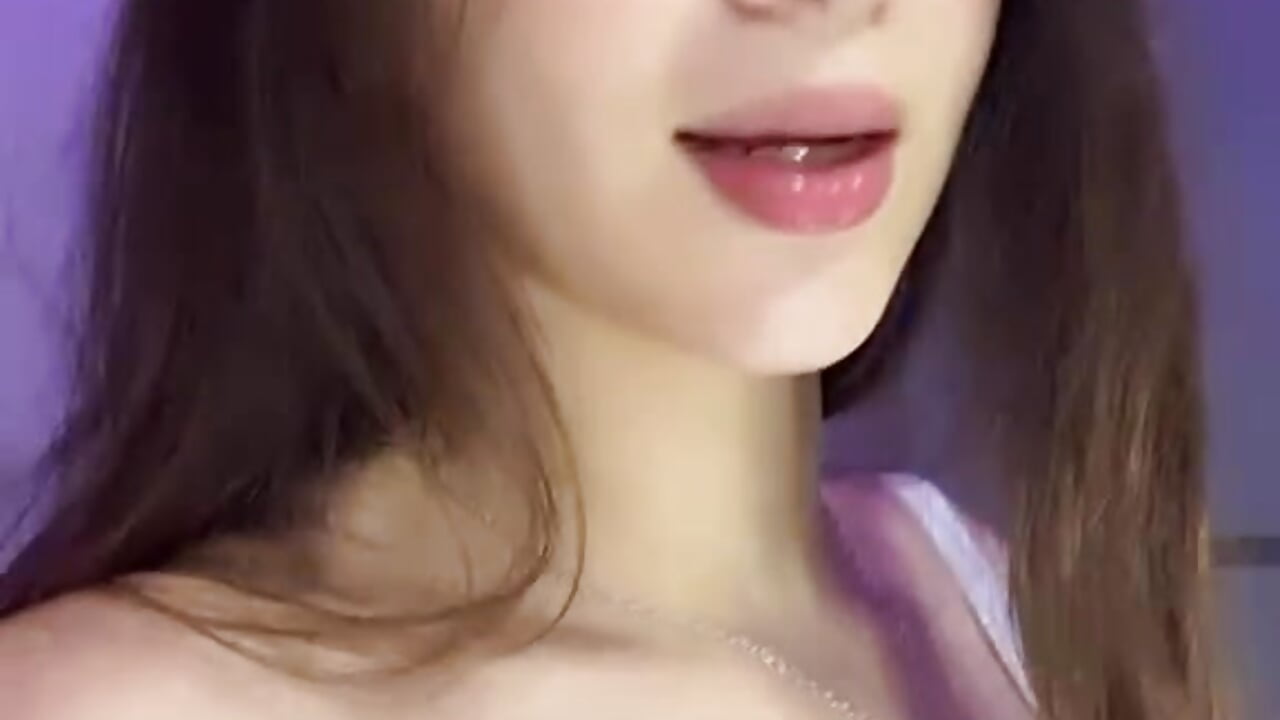 WhatsApp Video 2026-09-11 at 6,01,35 PM - video van Lucia_bo cam-model