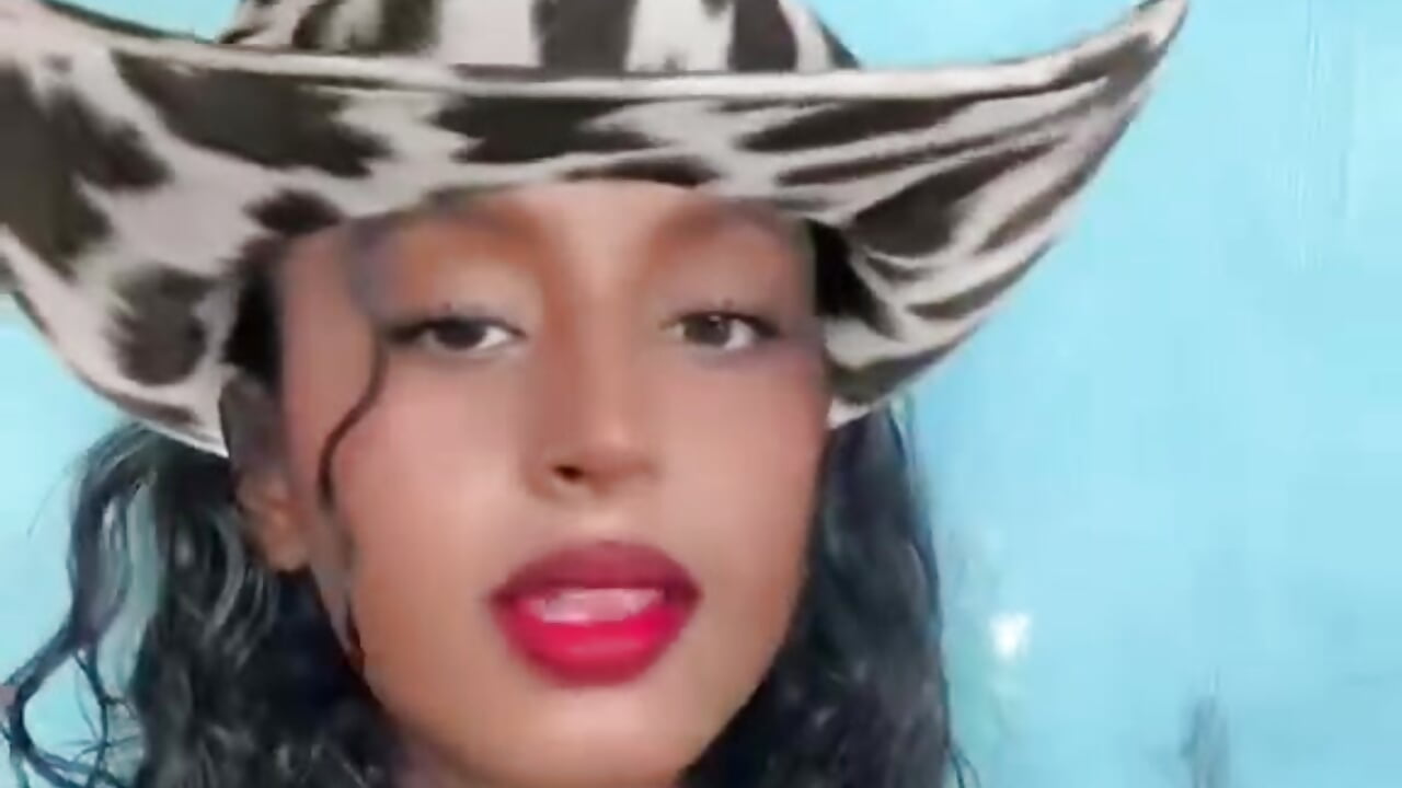 I AM - video van sofianoir18 cam-model