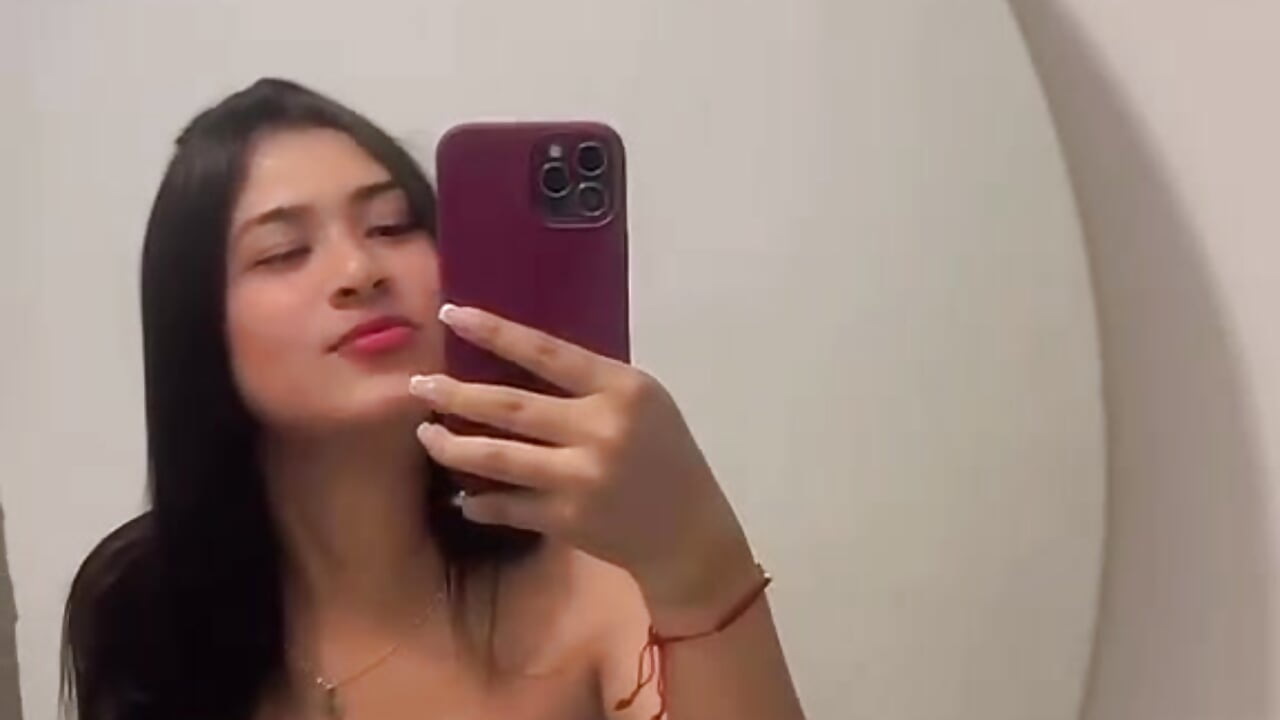 Me ❤️ - video by ema_jenner