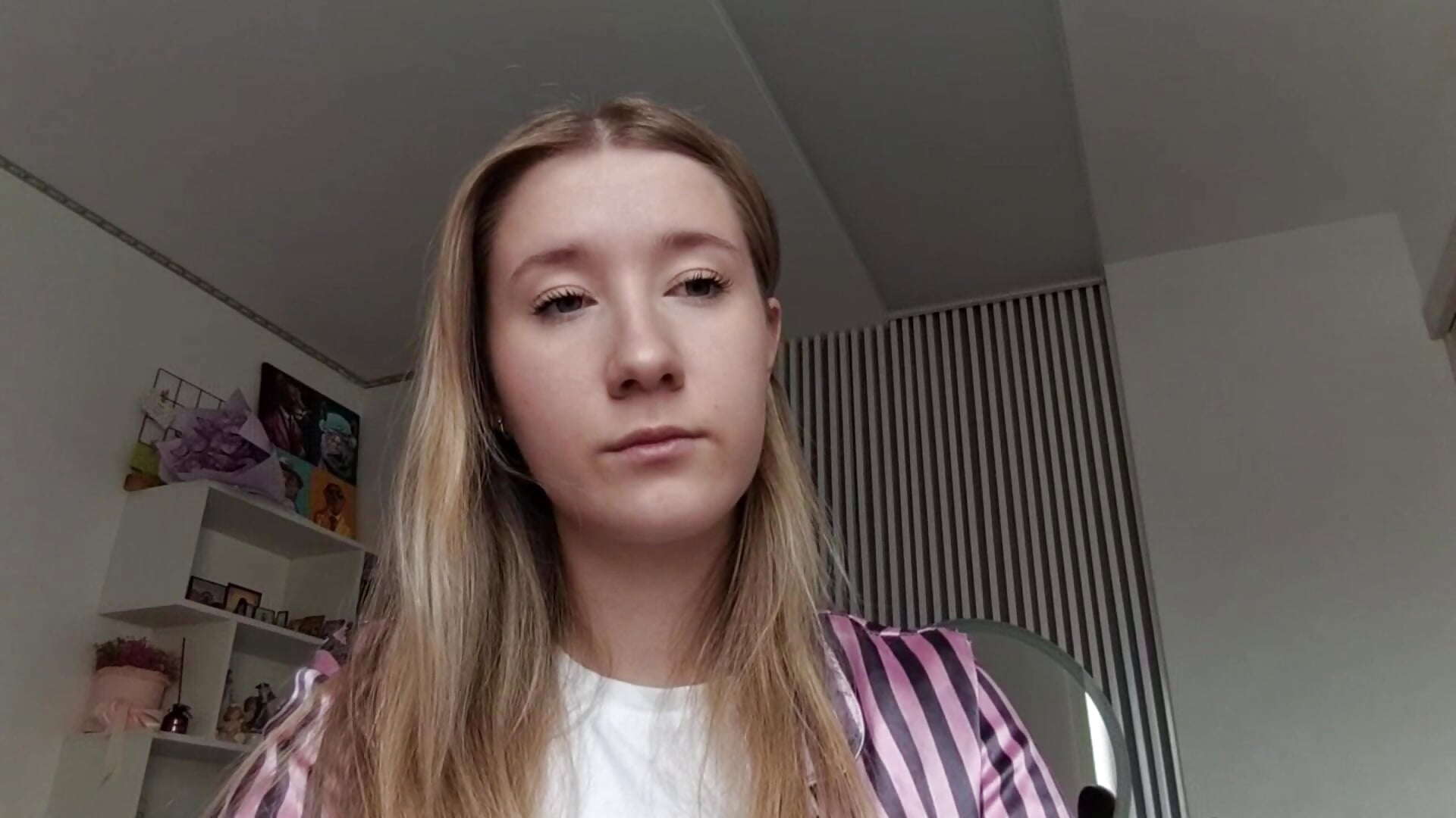 Awesome music and a cute girl - MerrileeReisser adlı kamera modelinin videosu