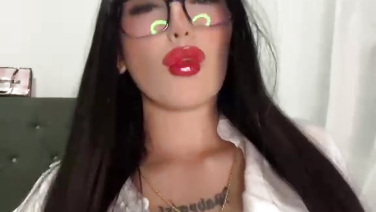 Megan so sexy 🔥 - MeganBlue__ adlı kamera modelinin videosu