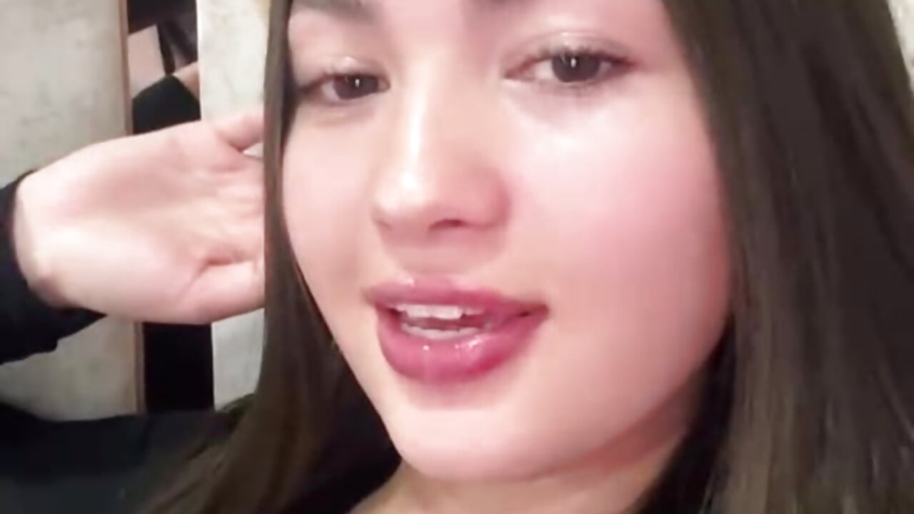 Sexy girl 💟 - video by _EmmaSinclair_ cam model