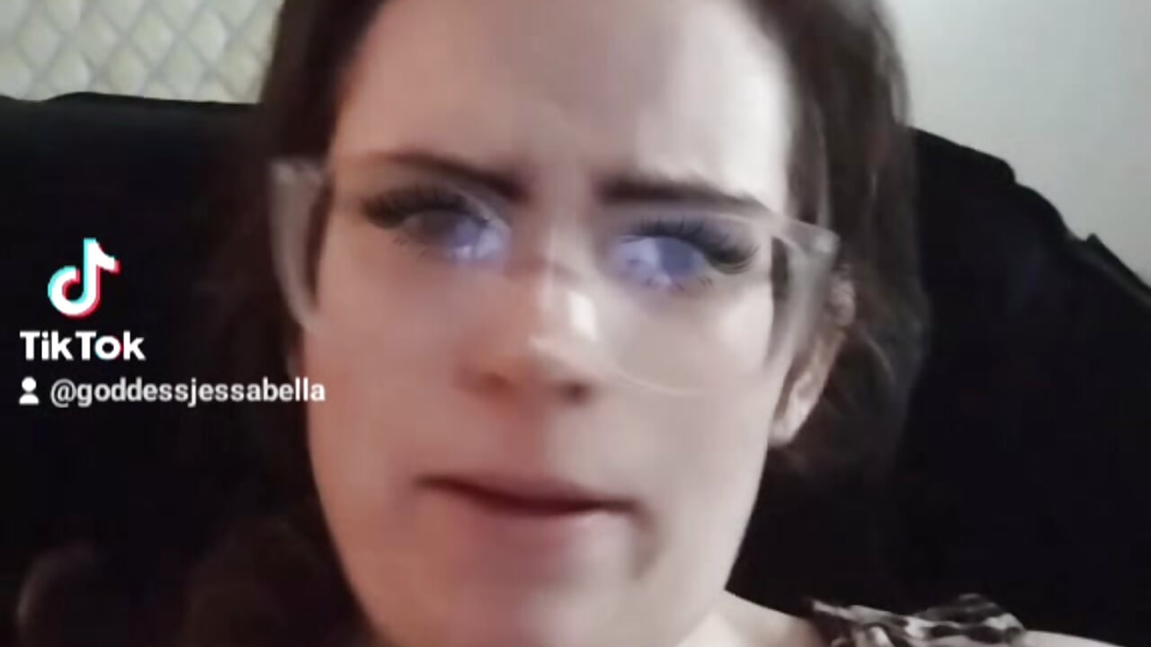 2024-05-09-181003934 - video by JessaBella cam model